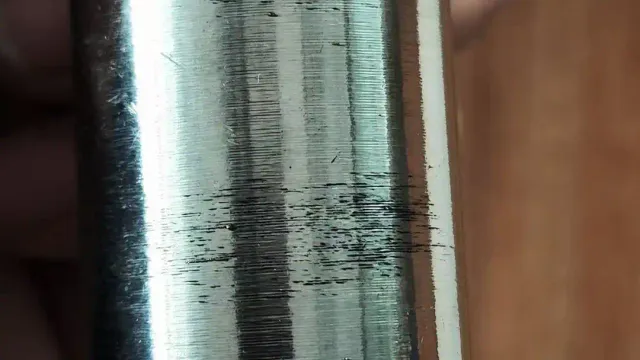 不锈钢杆端生产过程中的表面损伤